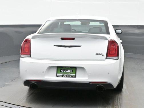 2023 Chrysler 300 C