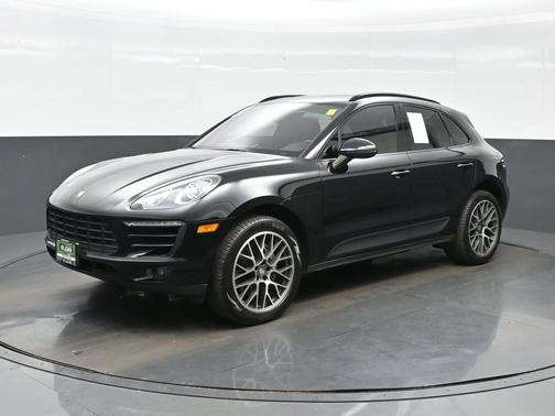 2017 Porsche Macan Macan