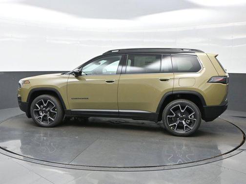 '41 2026 Jeep Cherokee Overland