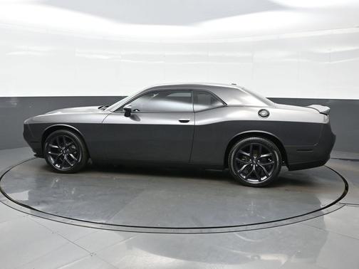 Granite Pearlcoat 2021 Dodge Challenger SXT
