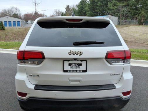 2022 Jeep Grand Cherokee Laredo
