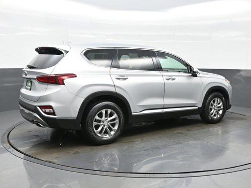 Symphony Silver 2019 Hyundai SANTA FE SEL 2.4