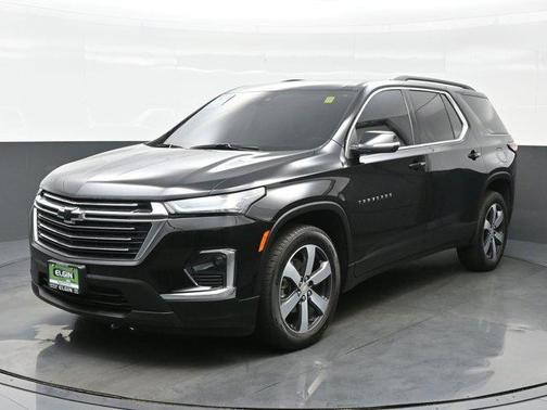 2022 Chevrolet Traverse LT Leather