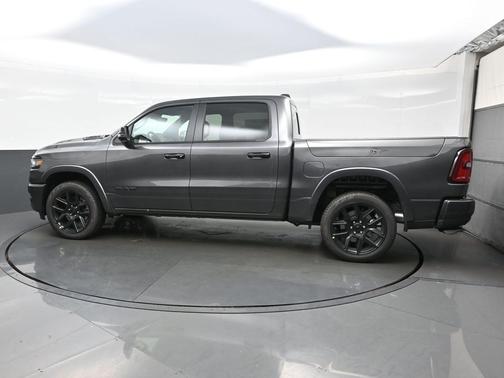 Granite Crystal Metallic Clearcoat 2026 RAM 1500 Laramie