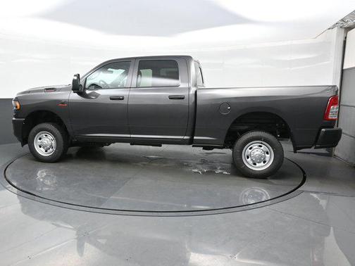 2024 RAM 2500 Tradesman Crew Cab 4x4 6'4' Box
