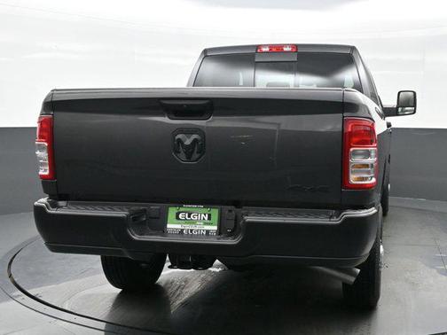 2024 RAM 2500 Tradesman Crew Cab 4x4 6'4' Box