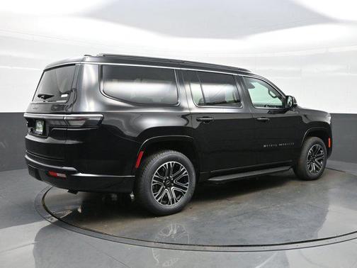 High Gloss Black 2026 Jeep Grand Wagoneer 4x4