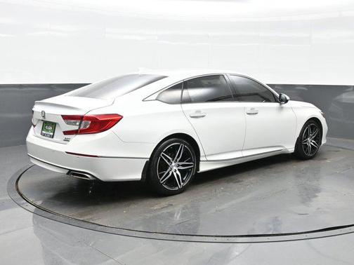 2021 Honda Accord Touring 2.0T