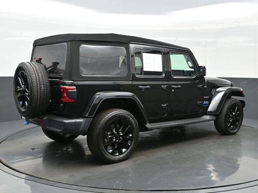2022 Jeep Wrangler Unlimited 4xe Sahara