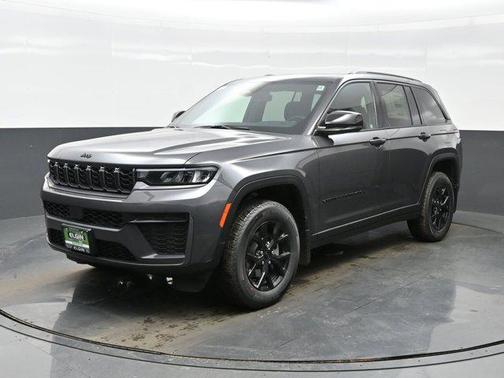 Baltic Gray Metallic Clearcoat 2026 Jeep Grand Cherokee Altitude