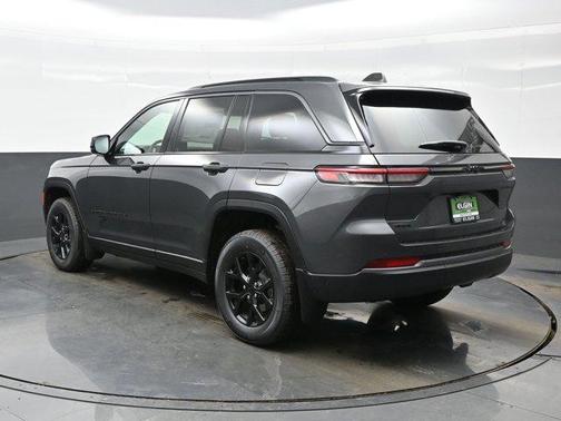 Baltic Gray Metallic Clearcoat 2026 Jeep Grand Cherokee Altitude