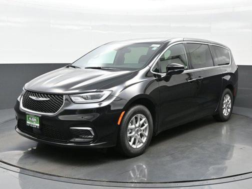 2025 Chrysler Pacifica L