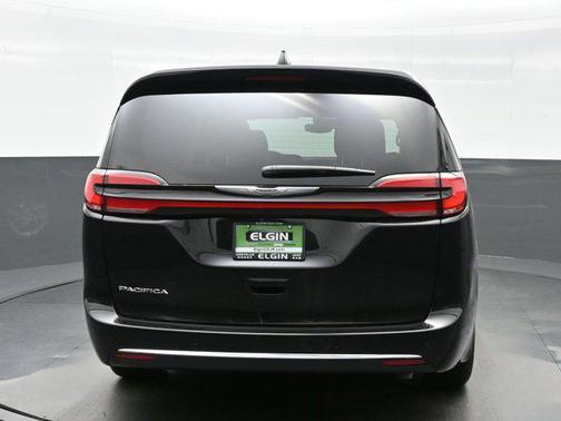 2025 Chrysler Pacifica L