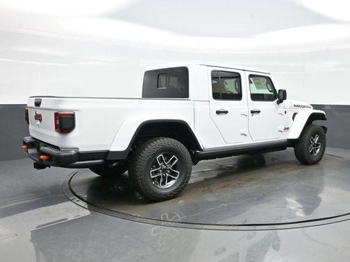 2026 Jeep Gladiator Mojave X 4x4