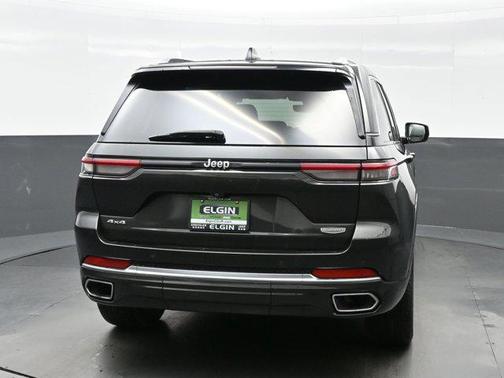 2023 Jeep Grand Cherokee Summit