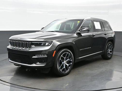 2023 Jeep Grand Cherokee Summit