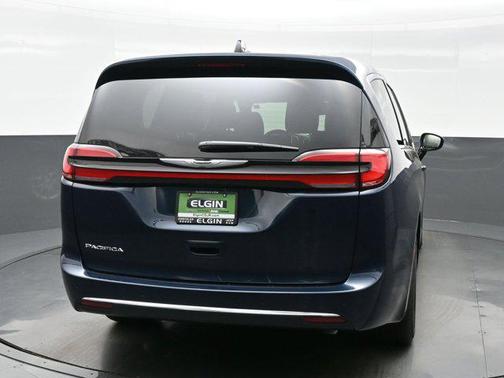 2025 Chrysler Pacifica L