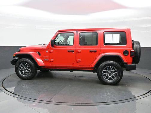 2024 Jeep Wrangler 4-Door Sahara 4x4
