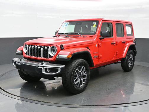 2024 Jeep Wrangler 4-Door Sahara 4x4