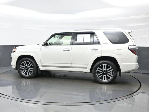 Blizzard Pearl 2019 Toyota 4Runner Limited