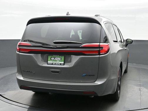 2025 Chrysler Pacifica Hybrid Premium S Appearance Pkg