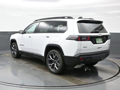 Bright White Clearcoat 2026 Jeep Cherokee Overland