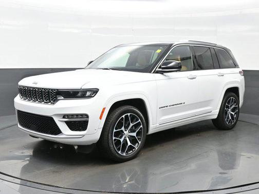 2023 Jeep Grand Cherokee Summit