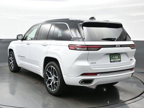 2023 Jeep Grand Cherokee Summit