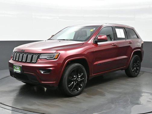 2022 Jeep Grand Cherokee Laredo