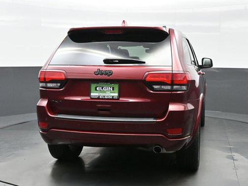 2022 Jeep Grand Cherokee Laredo
