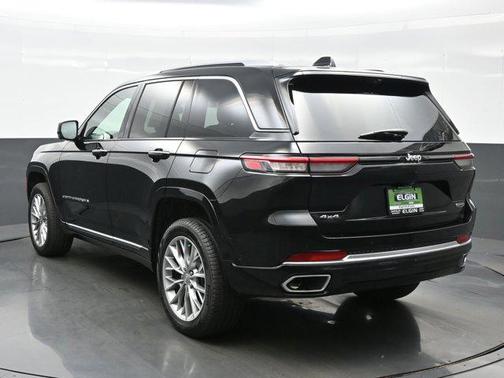 2022 Jeep Grand Cherokee Summit