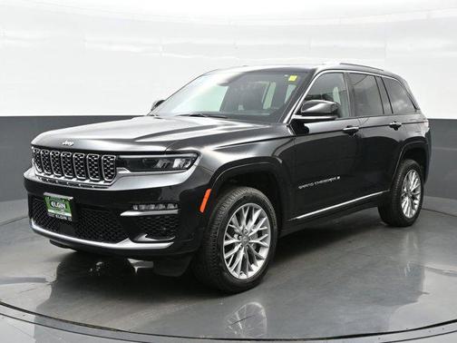 2022 Jeep Grand Cherokee Summit