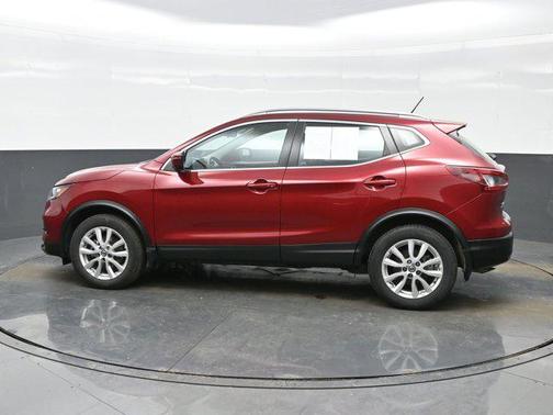 2022 Nissan Rogue Sport SV