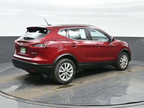 2022 Nissan Rogue Sport SV