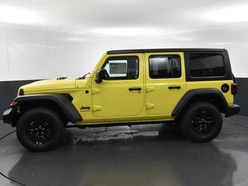 Photo 2 of 14 of 2023 Jeep Wrangler Sport