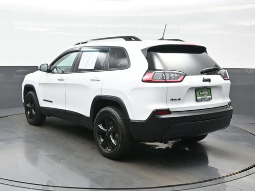 Bright White Clearcoat 2021 Jeep Cherokee Altitude