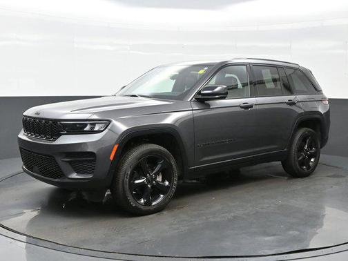 2023 Jeep Grand Cherokee Altitude