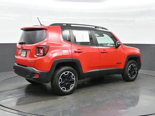 2016 Jeep Renegade Trailhawk