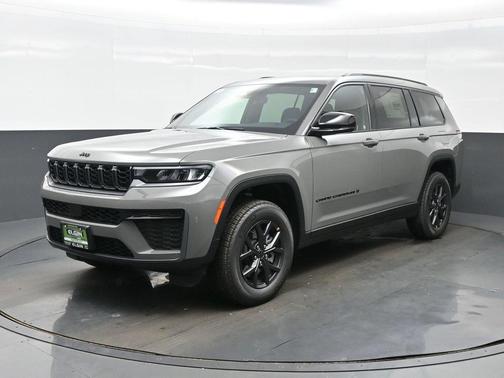 Sting-Gray Clearcoat 2027 Jeep Grand Cherokee L Laredo