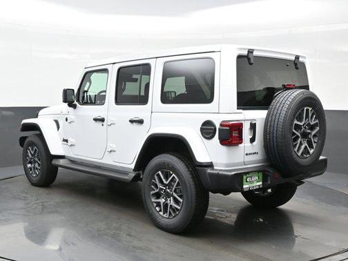 2025 Jeep Wrangler 4-Door Sahara 4x4