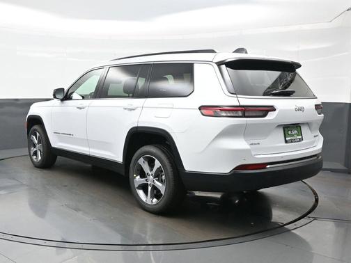 Bright White Clearcoat 2026 Jeep Grand Cherokee L Limited