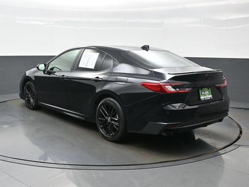 Midnight Black Metallic 2025 Toyota Camry SE