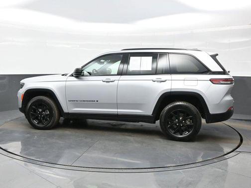 2024 Jeep Grand Cherokee Altitude