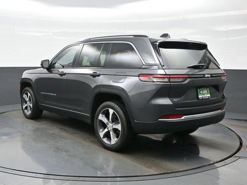 2022 Jeep Grand Cherokee 4xe Base