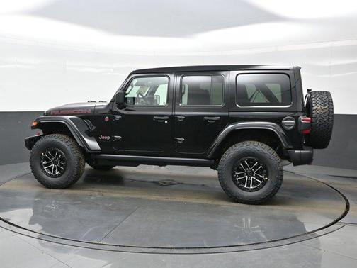 Black Clearcoat 2026 Jeep Wrangler Rubicon
