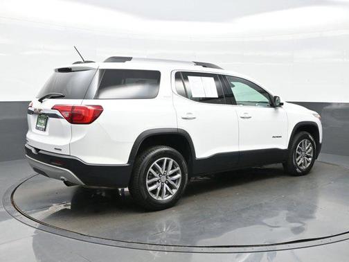 Summit White 2019 GMC Acadia SLE-2