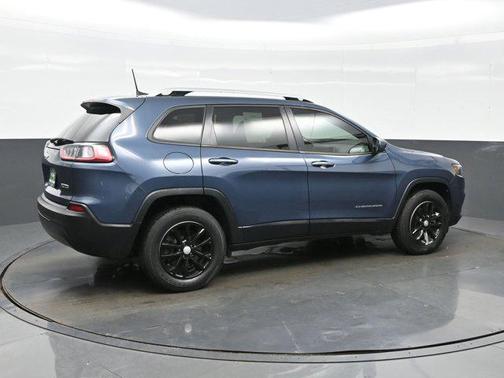 Slate Blue Pearlcoat 2021 Jeep Cherokee Latitude