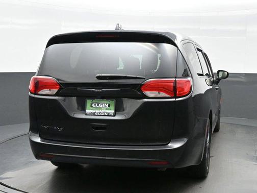 2020 Chrysler Pacifica Touring