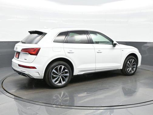 White 2023 Audi Q5 45 S line Premium Plus