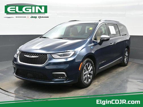 2023 Chrysler Pacifica L